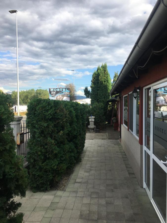 Hostel Grof Mrcajevci Esterno foto