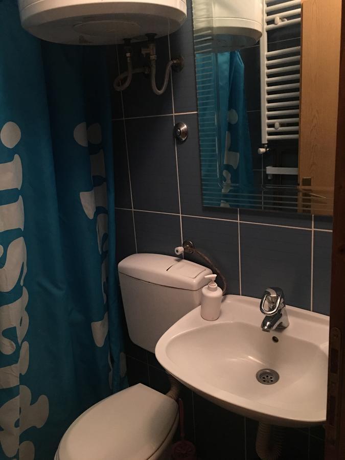 Hostel Grof Mrcajevci Esterno foto